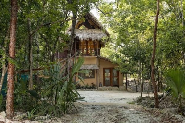 JUNGLE TOWER MAYAN HOUSE IN THE MIDDLE OF THE JUNGLE- MINUTES FROM TULUM