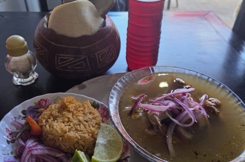 Pollos iker y comida yucateca — photo 3