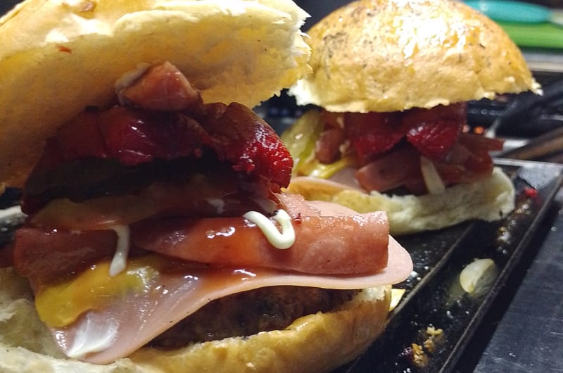 Los dogos Hot Dogs y Hamburguesas — photo 1