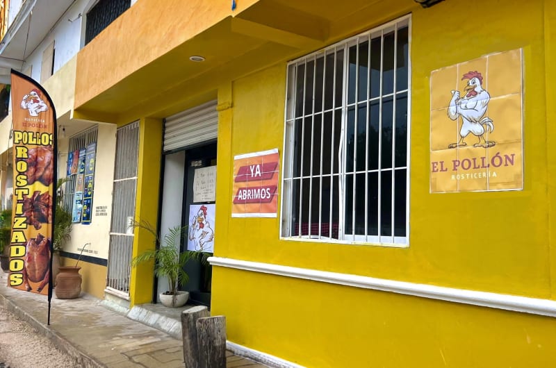 Rosticería “El pollón” — photo 1