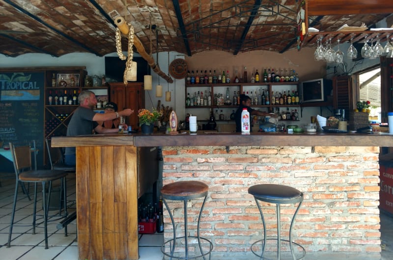 Tropical House — photo 1