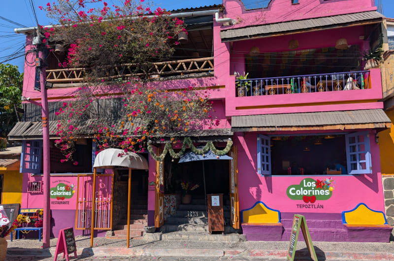 Los Colorines — photo 1