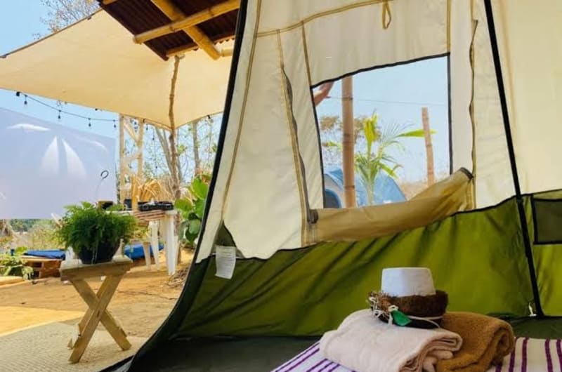 BAJO LAS ESTRELLAS - Tent — photo 1