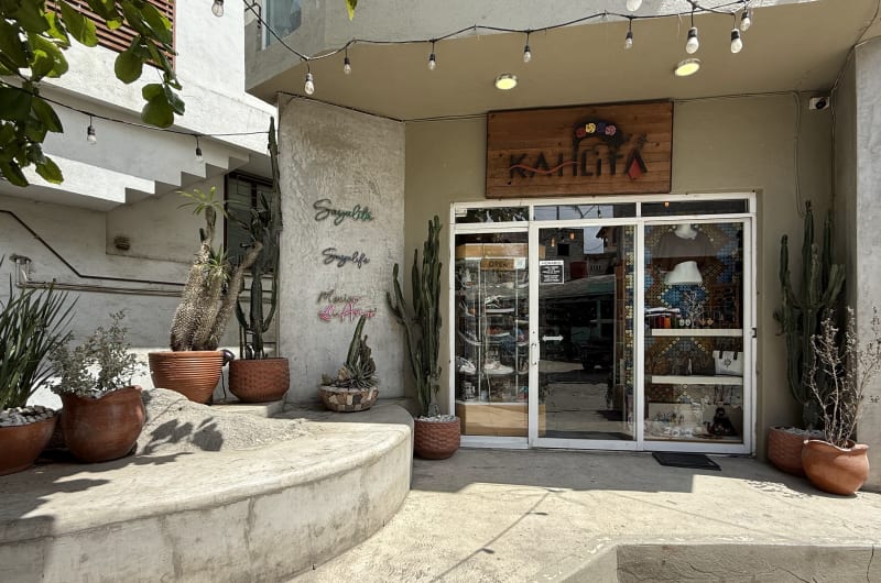 Kahlita Shop & Ethneakers.co — photo 2