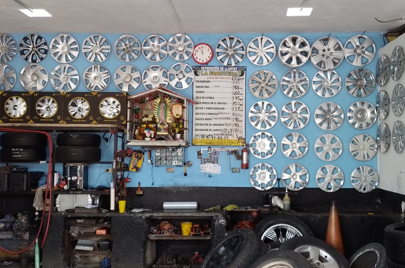 REPARACIÓN DE LLANTAS '' LA FRONTERA '' — photo 3