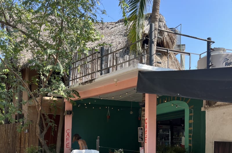 El Café de la Luz — photo 3