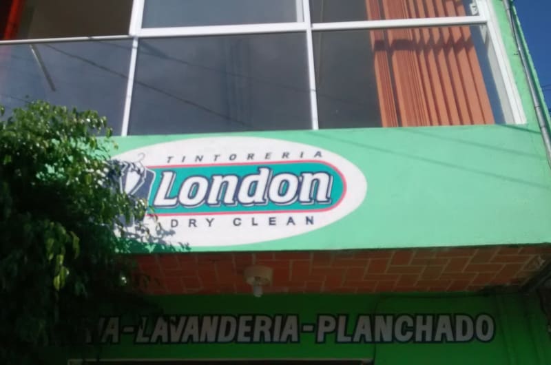Tintorería y Lavandería London — photo 1