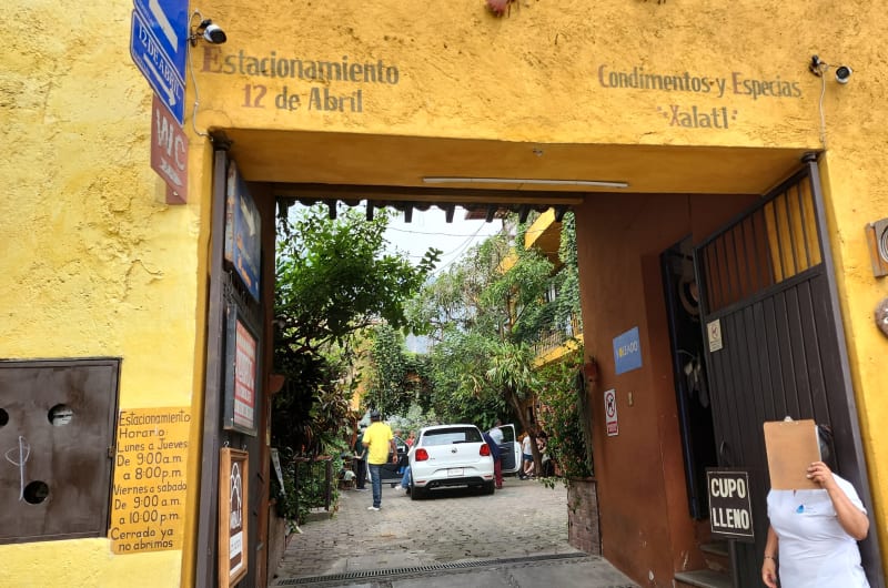 Estacionamiento 12 de Abril — photo 1