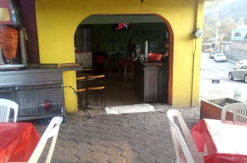 Taquería El Sombrerito — photo 3