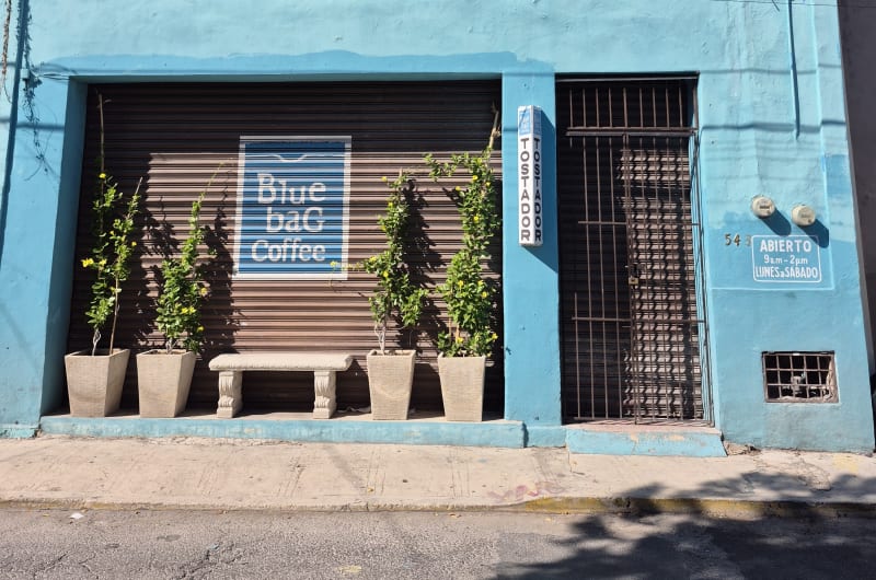 Blue Bag Coffee Roasters / Casa Tostadora — photo 1