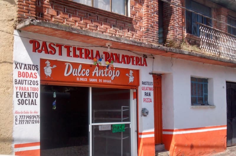 Pastelería y Panadería Dulce Antojo — photo 1