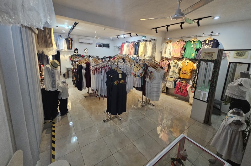 Ropa Tipica Kukulcan — photo 2