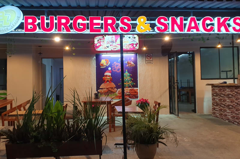 Burger League Mérida — photo 1