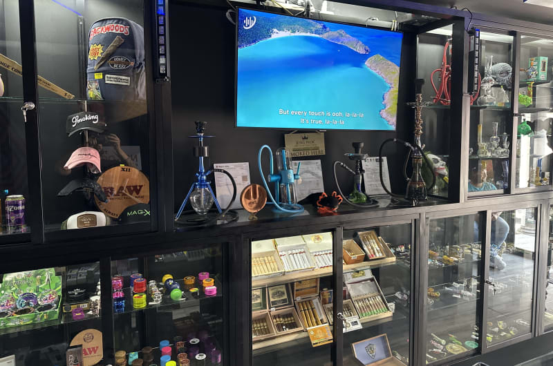 Axolotl Smoke shop Tulum — photo 1