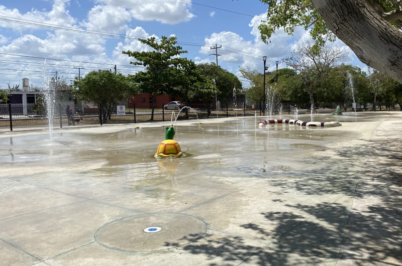 Aqua Splash Pad — photo 2