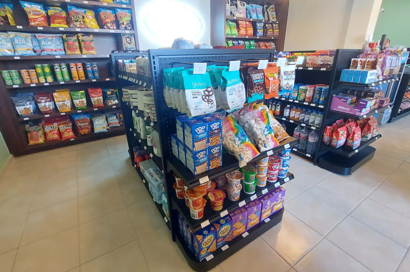 Valle Hermanos Market — photo 1