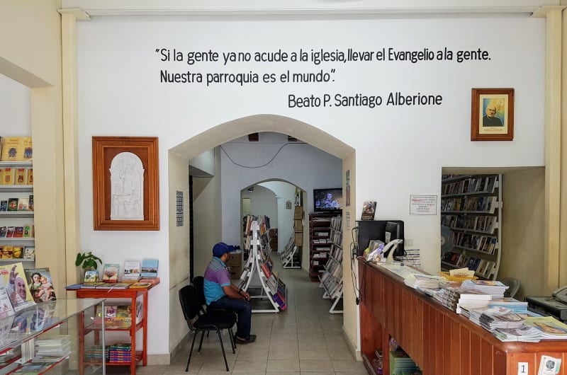 Librería San Pablo Mérida — photo 2