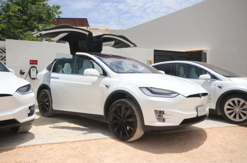 Tesla Destination Charger — photo 2