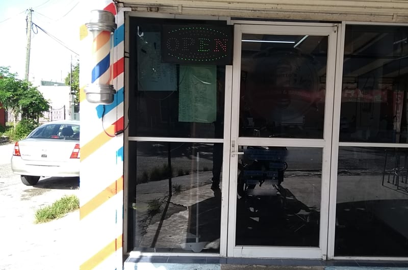 Puerto's Barbershop — photo 3