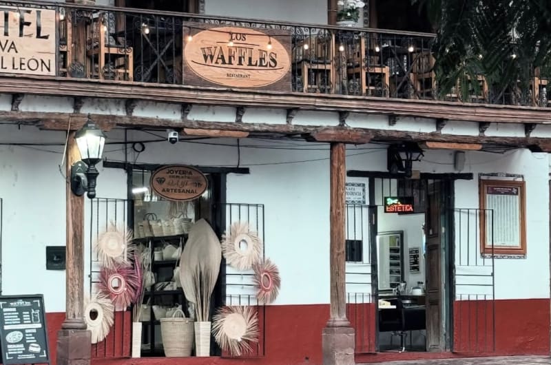 Los waffles restaurant — photo 3