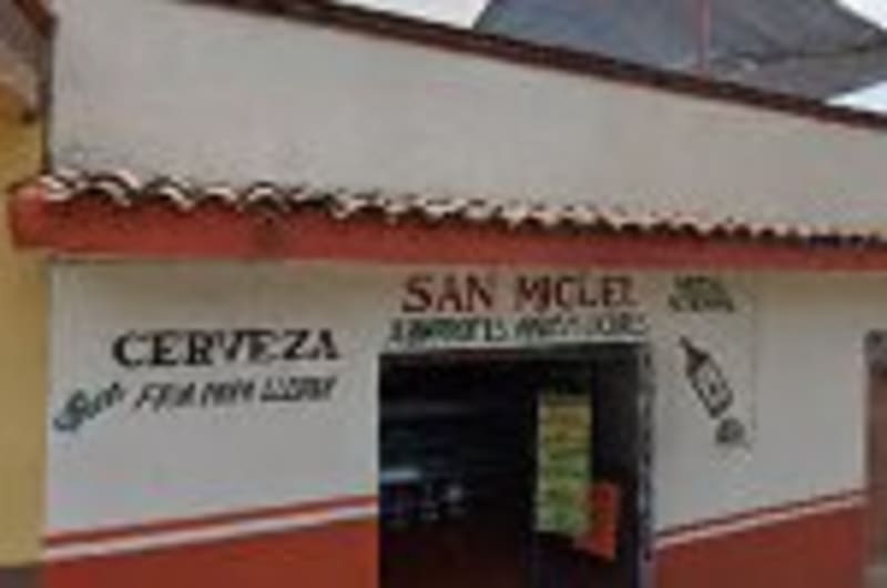 Abarrotes vinos y licores San Miguel — photo 1