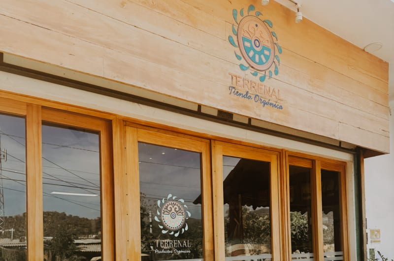 Terrenal Organic Food Store — photo 1