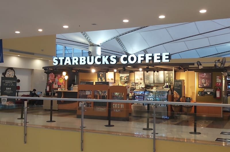 Starbucks- Galerías Vallarta — photo 1
