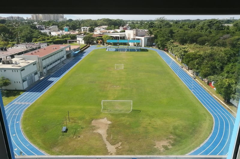 Punto Banderas - Business Plaza — photo 1