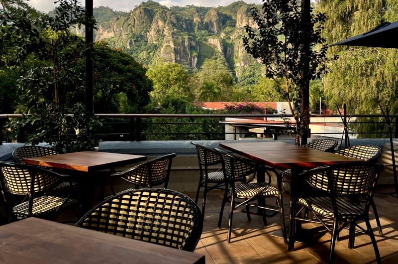 CABINET Restaurant & Bar — photo 1