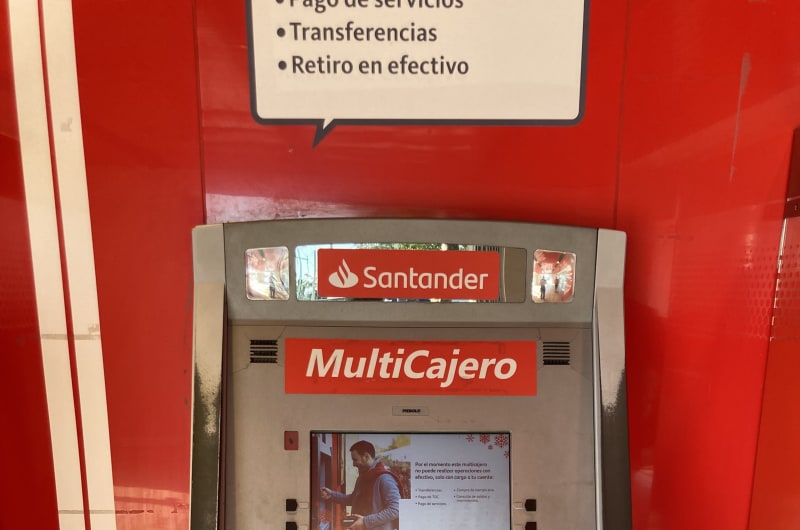 Santander atm — photo 3