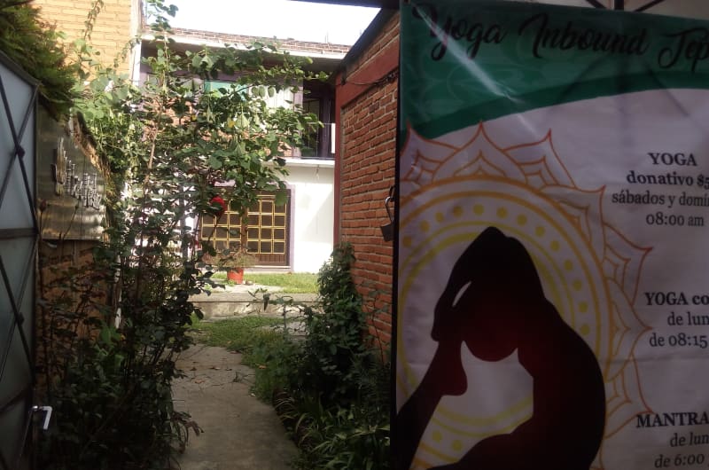 Yoga Inbound Tepoztlan //Giriraj Mandir — photo 2