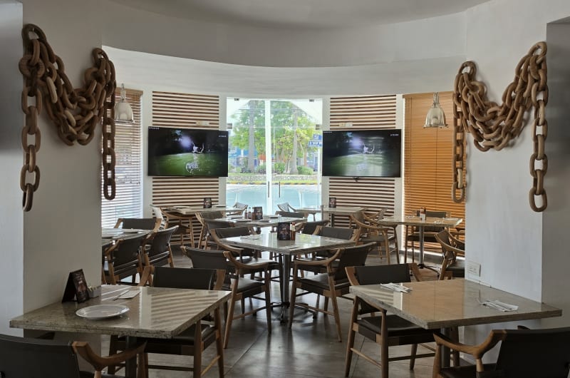 SILVER FISH Seafood & Grill — photo 1