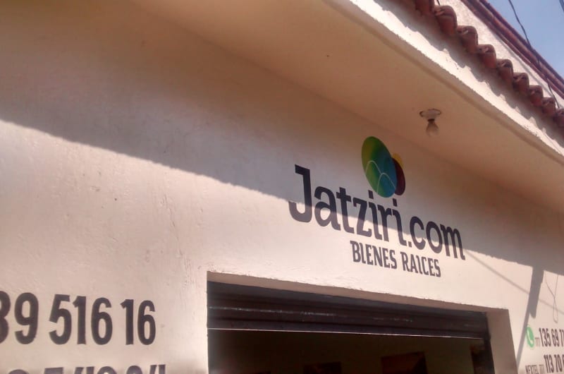 Jatziri — photo 1