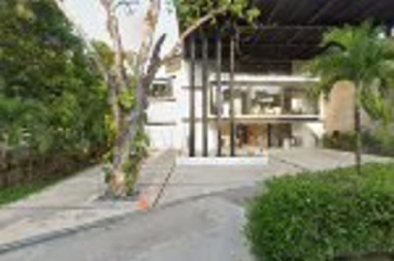 Clubhouse — photo 1