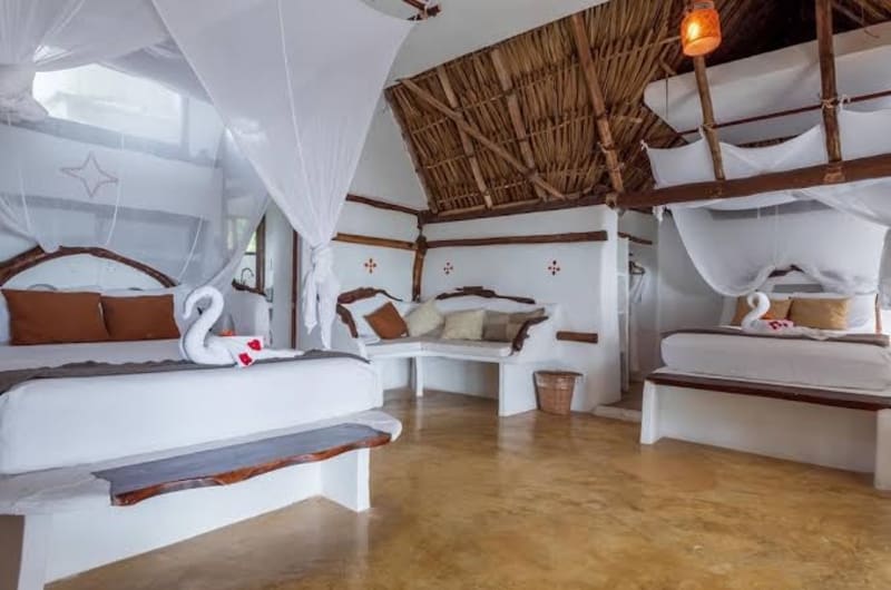 Casa Aakbal - Luxury Beach Front Villa - Three-Bedroom Villa — photo 2
