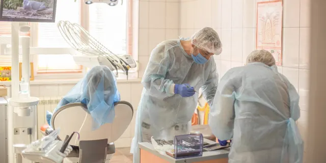 Хірургічна стоматологія у Львові