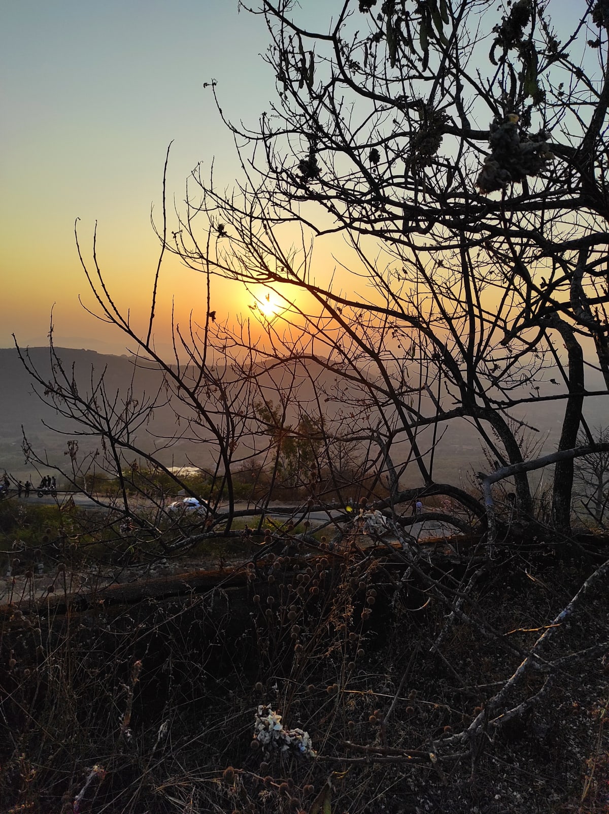 Sunrise over the misty valley seen from Devarayanadurga (DD Hills) near Bangalore