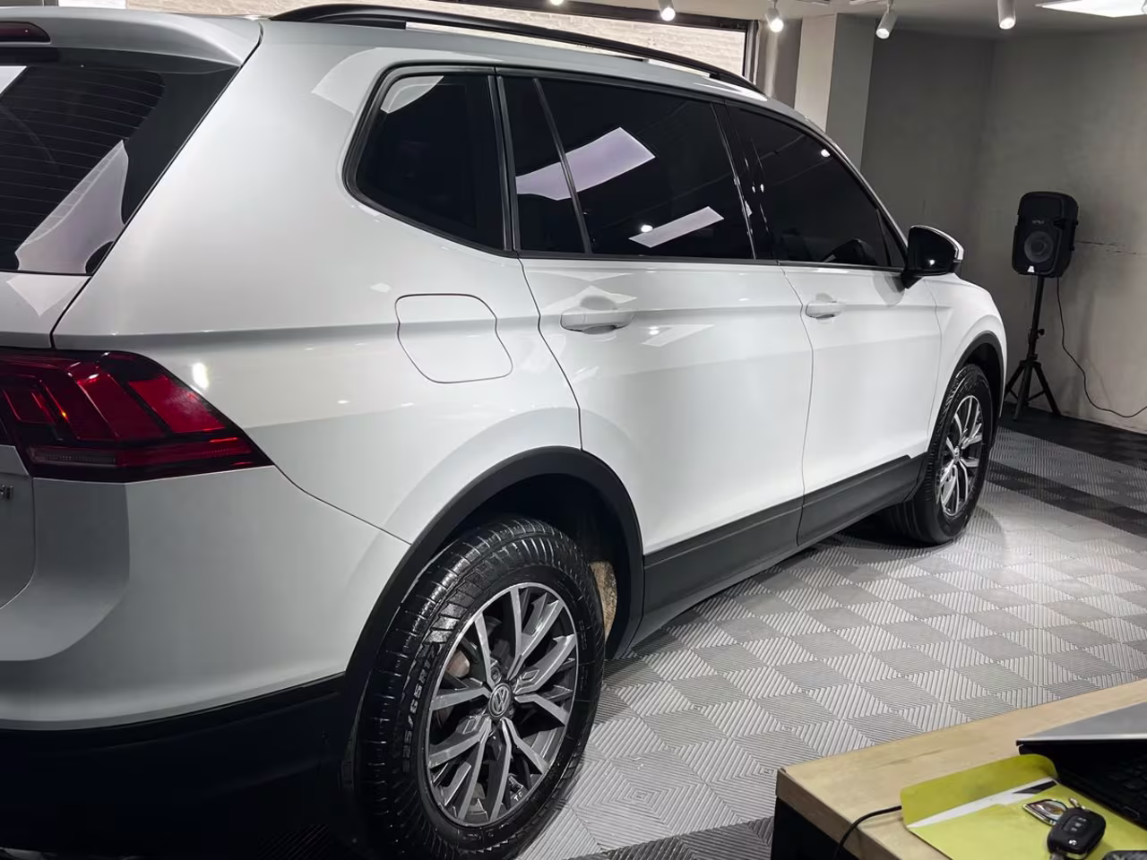 VOLKSWAGEN TIGUAN TRENDLINE 2019 foto 16
