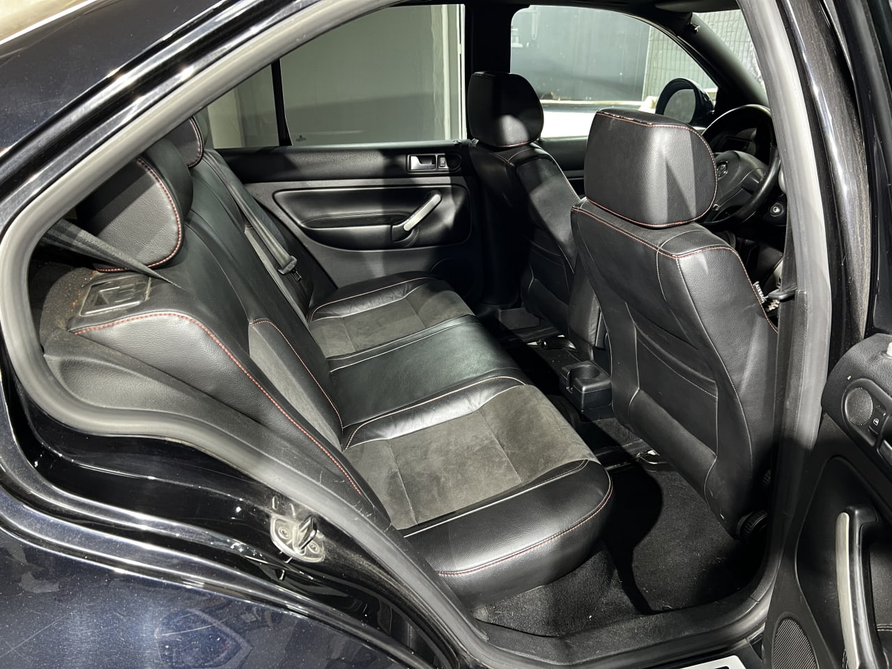 VOLKSWAGEN JETTA V 1.8 GLI foto 14