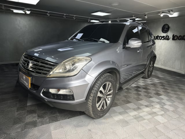 SSANGYONG REXTON 2.7 W 270 Xdi