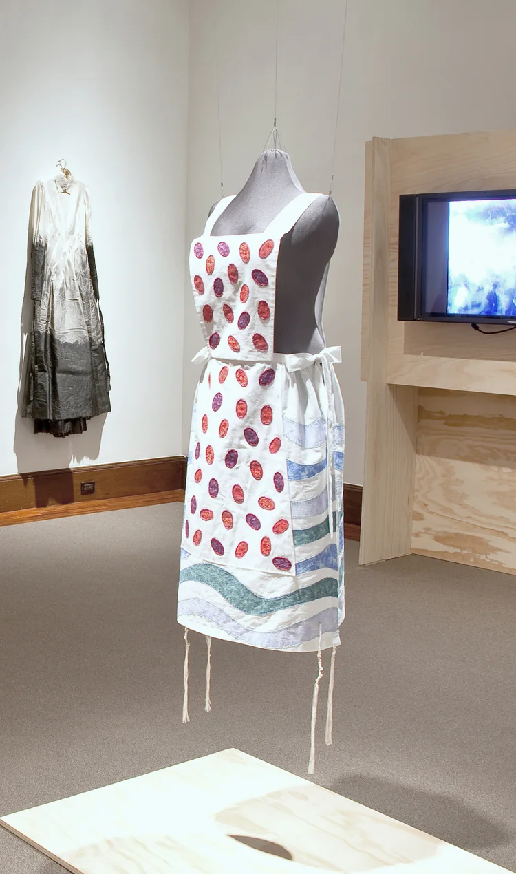 apron, dress, textiles, display