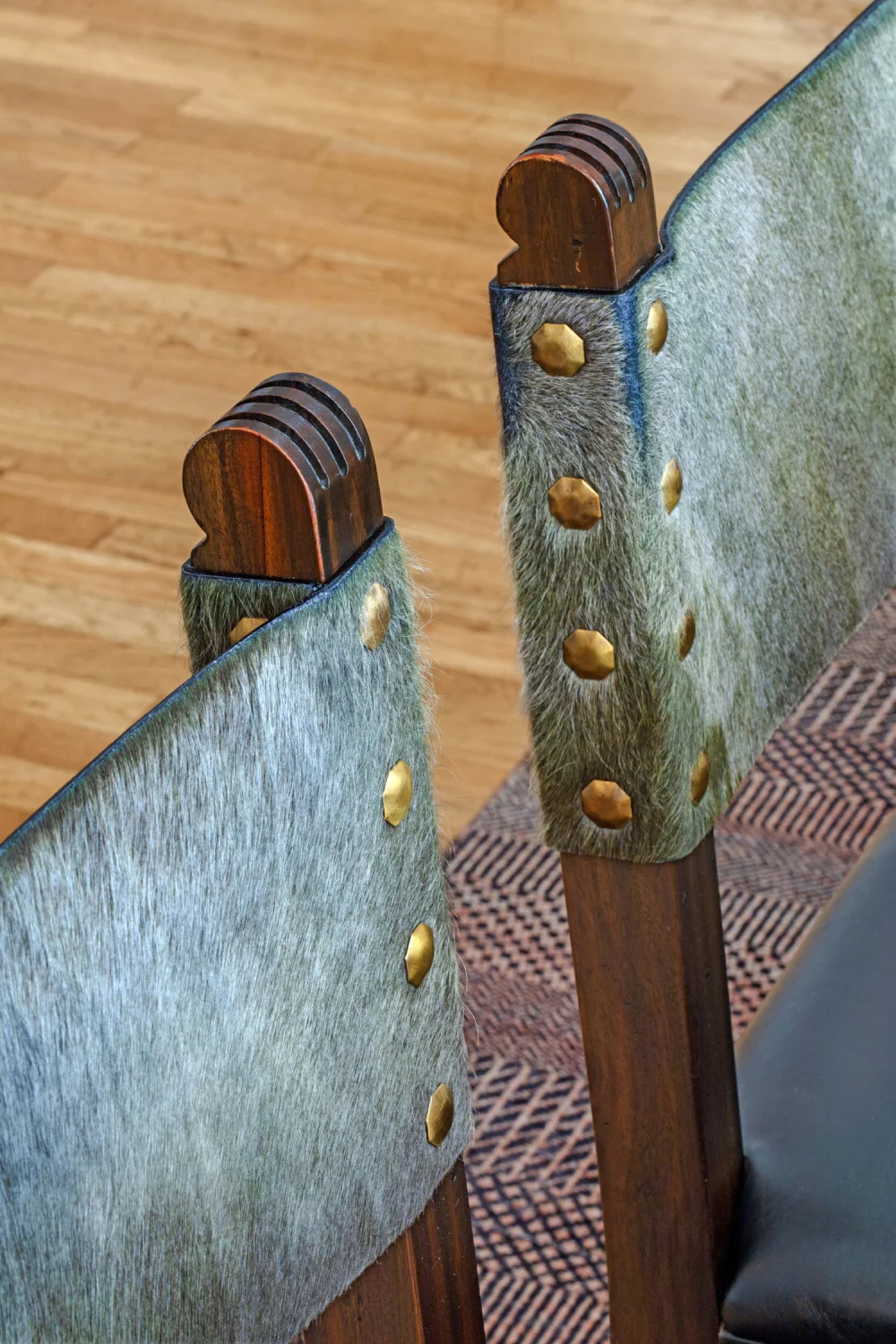 chair, detail, leather, gold, wood