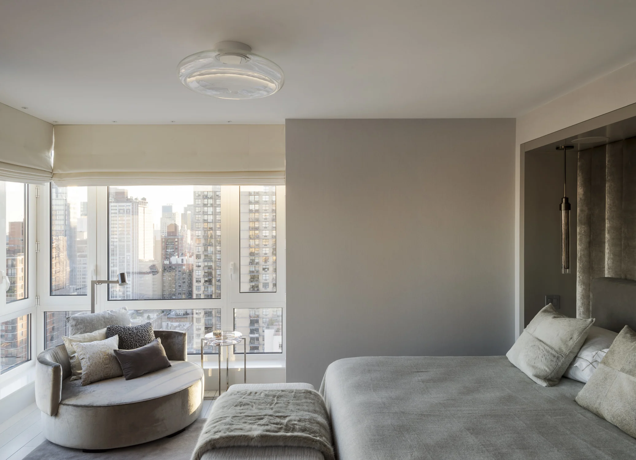 BEDROOM, windows, bed, chair