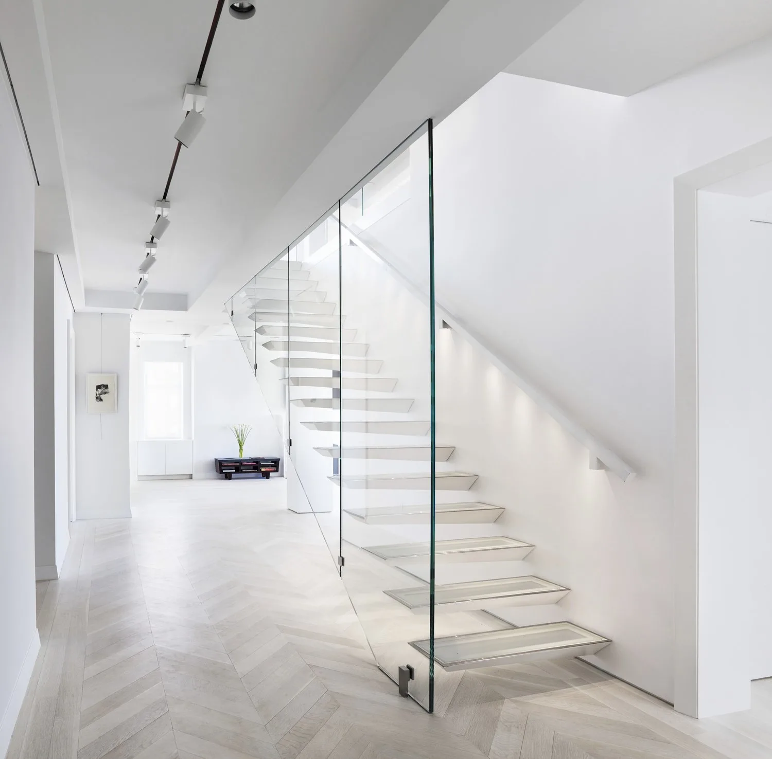 STAIR, glass, white