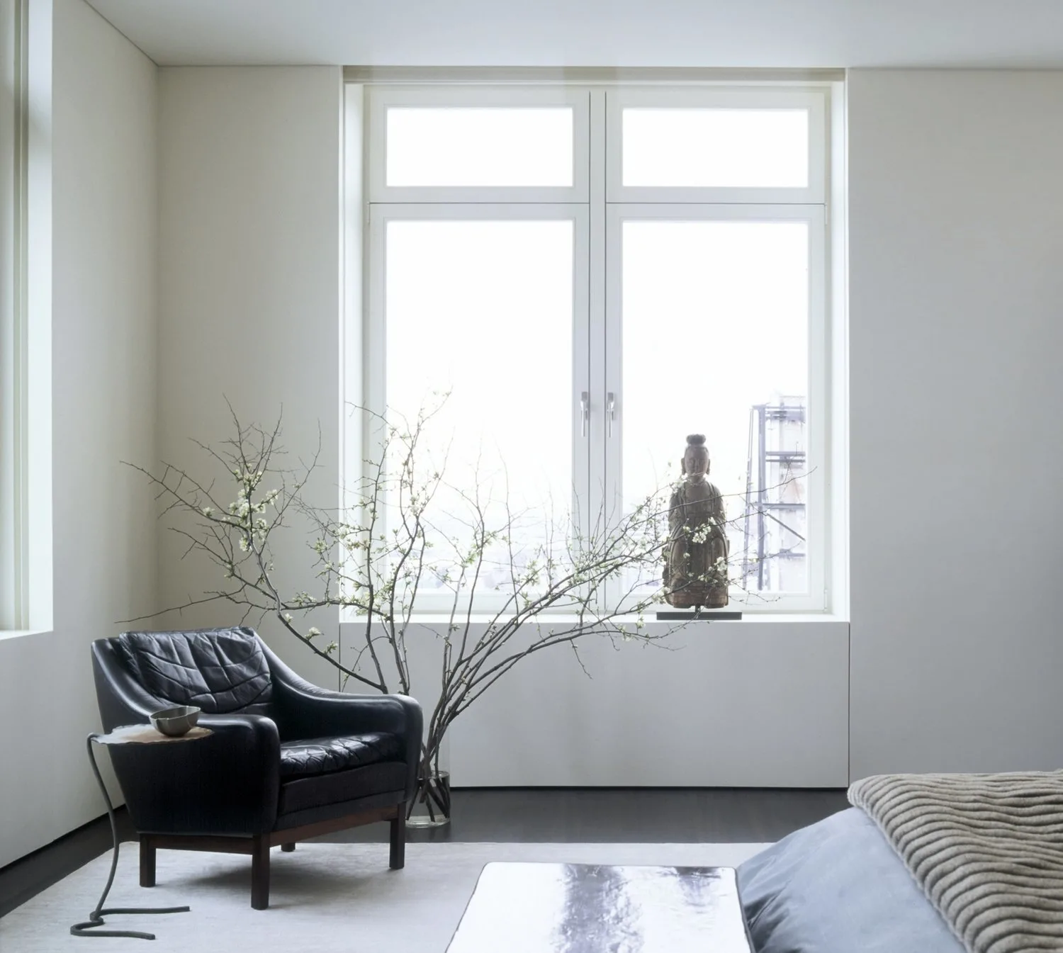 BEDROOM, windows, armchair, leather