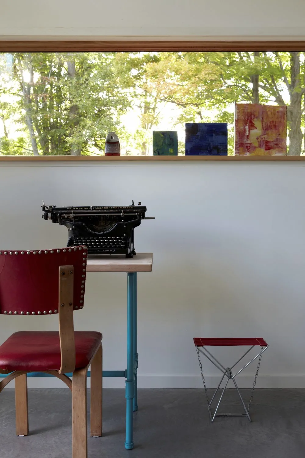 STUDY, typewriter, desk, window