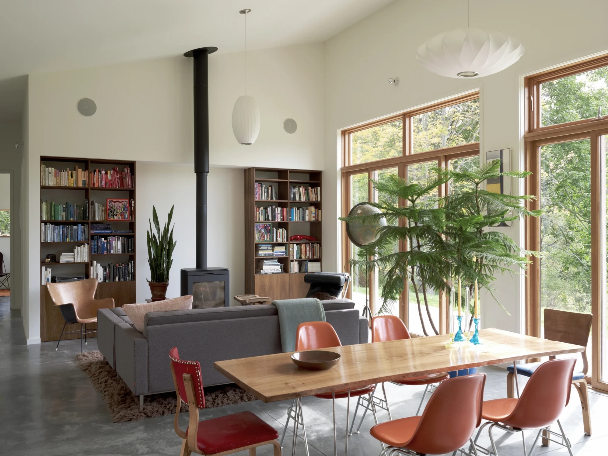 DINING room, living room, bookshelves, stove