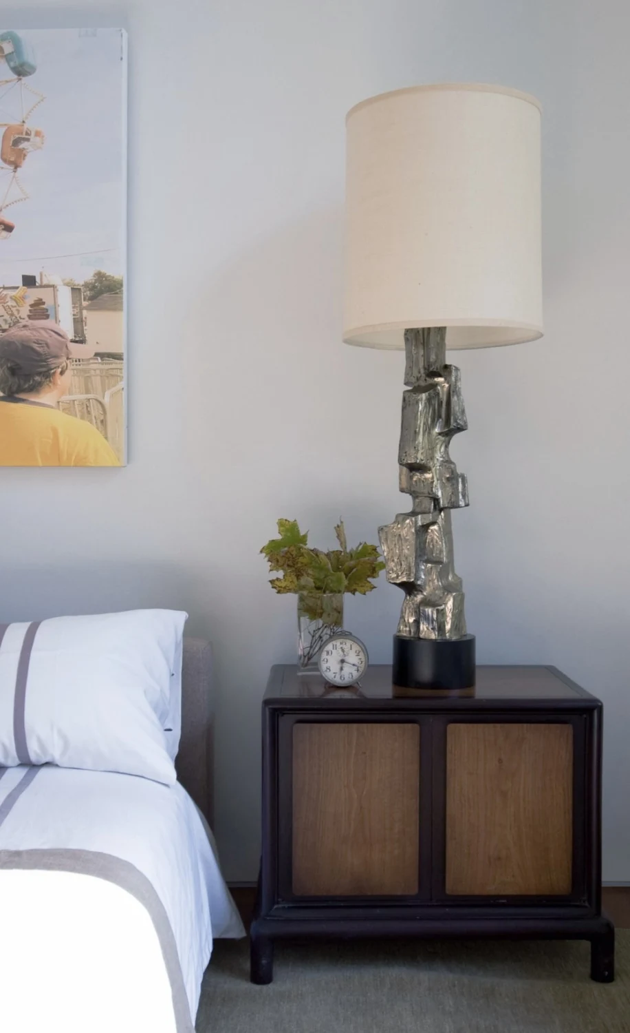 BED, side table, lamp