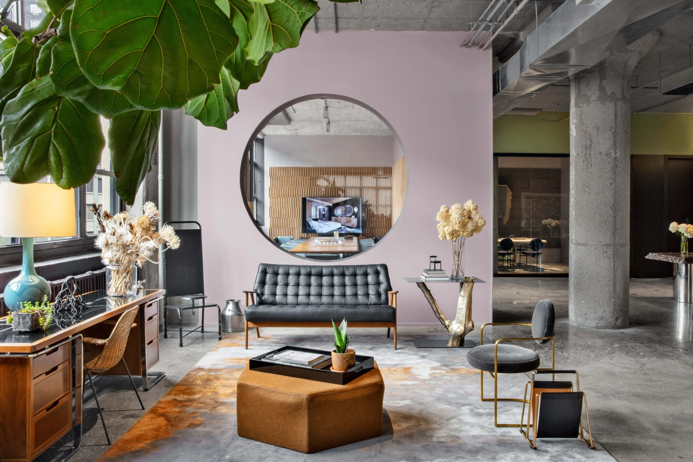 seating area, column, desk, circle window