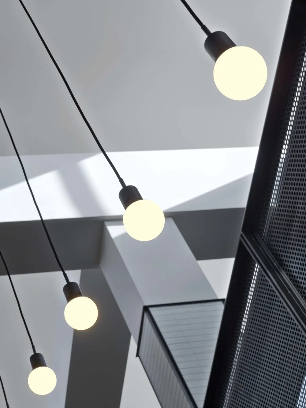 hanging lights, metal mesh, column